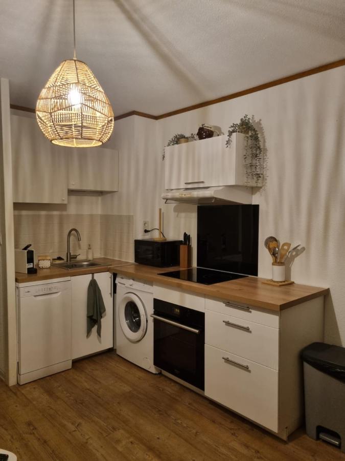 T2 Calvi Entierement équipé à 150m De La Plage. Appartement